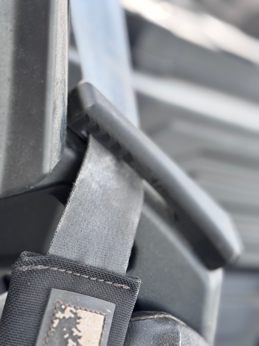 Polaris Pro XP / R seat belt retainers